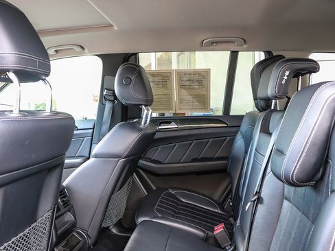 Used 2016 Mercedes-Benz GL 450 4MATIC image 20