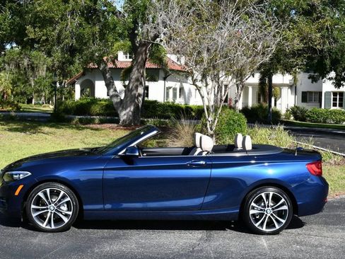 Used 2017 BMW 230i xDrive Convertible AWD/4WD image 27