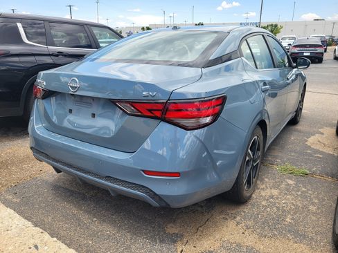 Used 2024 Nissan Sentra SV FWD image 25
