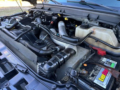 Used 2015 Ford F250 Lariat w/ Lariat Interior Package image 55