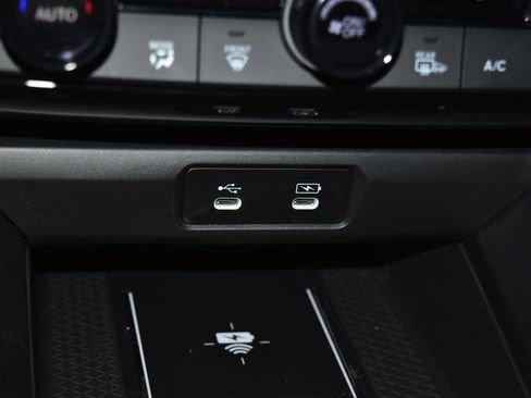 Used 2024 Honda Accord Touring image 16