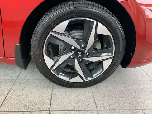 Used 2023 Hyundai Elantra SEL w/ Convenience Package FWD image 23