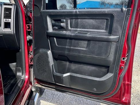 Used 2019 RAM 1500 Tradesman w/ Chrome Plus Package image 21