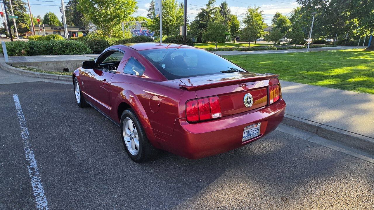 Used 2007 Ford Mustang Premium RWD image 7