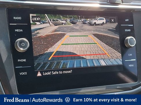 Certified 2023 Volkswagen Tiguan SE w/ Panoramic Sunroof Package AWD/4WD image 26