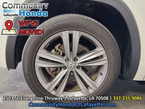 Used 2019 Volkswagen Atlas SE w/ Panoramic Sunroof Package FWD image 19