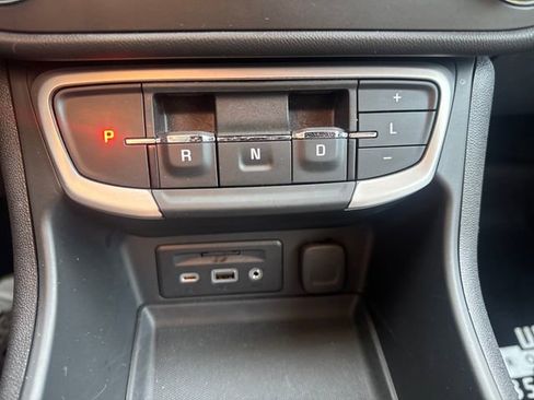 Certified 2023 GMC Terrain SLE w/ Driver Convenience Package image 14