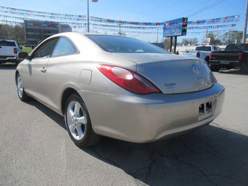 Used 2004 Toyota Solara SLE image 4