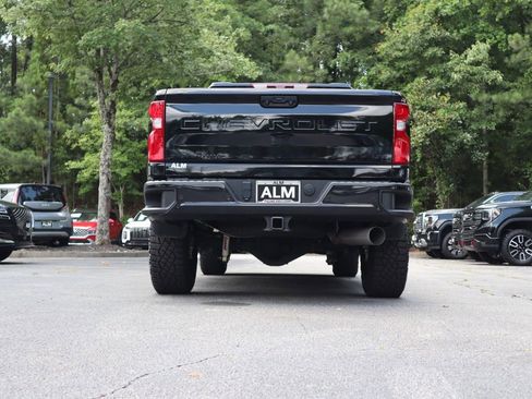 Used 2024 Chevrolet Silverado 2500 LTZ w/ LTZ Plus Package image 6