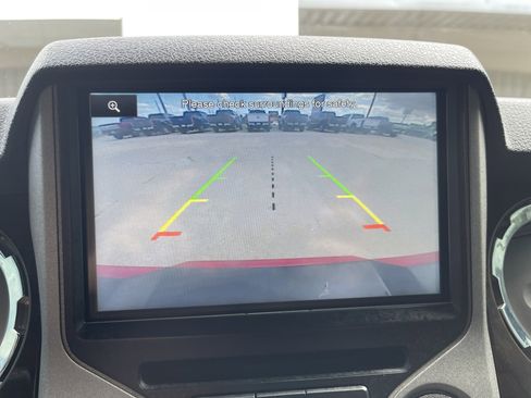 Used 2015 Ford F250 Platinum w/ FX4 Off-Road Package image 27