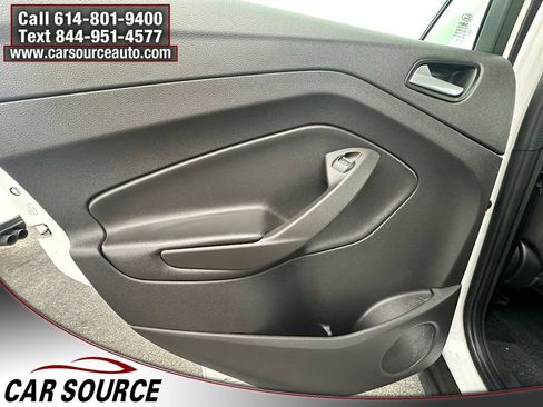 Used 2016 Ford C-MAX SE FWD image 15