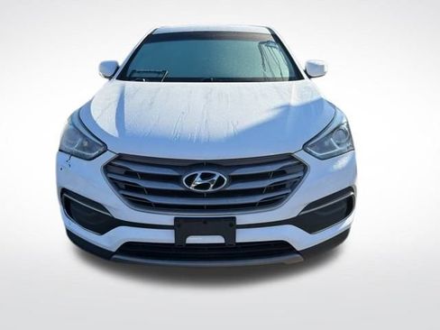 Used 2018 Hyundai Santa Fe Sport image 2