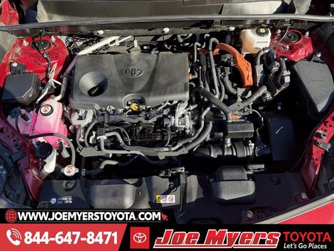 Used 2022 Toyota Venza XLE image 31