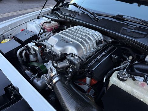 Used 2016 Dodge Challenger SRT Hellcat image 52