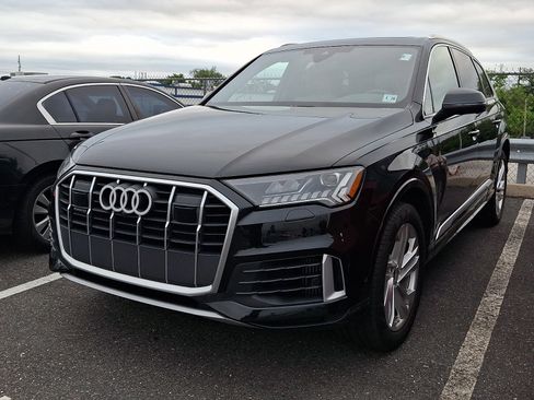Used 2023 Audi Q7 3.0T Premium Plus AWD/4WD image 3