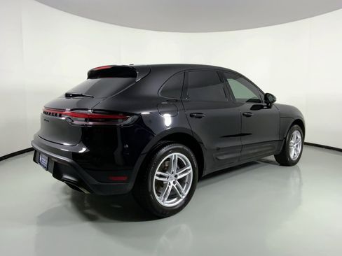Used 2022 Porsche Macan image 2
