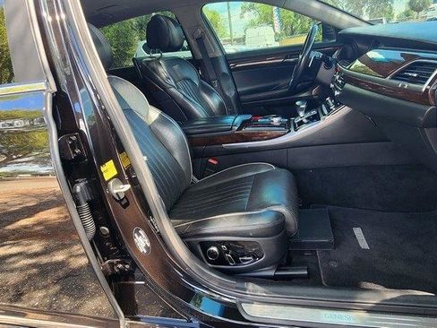 Used 2018 Genesis G90 5.0 Ultimate RWD image 26