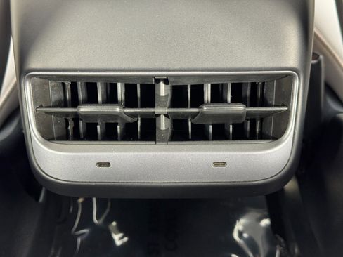 Used 2022 Tesla Model 3 Long Range image 35