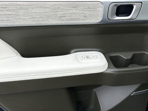 Certified 2025 Hyundai Santa Fe Calligraphy image 9