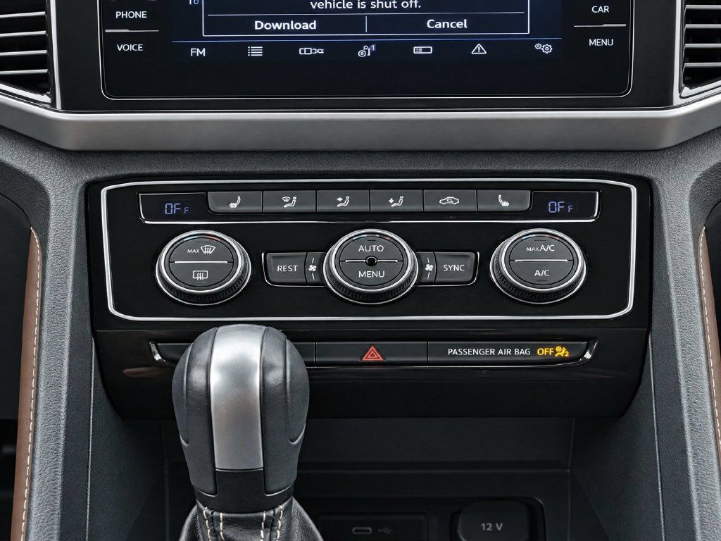 Used 2023 Volkswagen Atlas SE w/ Black Wheel Package AWD/4WD image 21