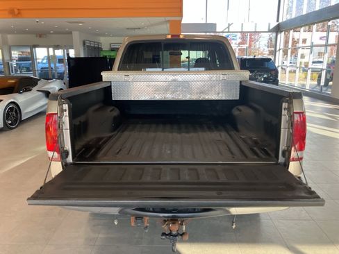 Used 2003 Ford F350 4x4 Crew Cab Super Duty image 28