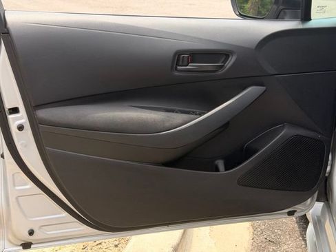 Used 2024 Toyota Corolla LE FWD image 23