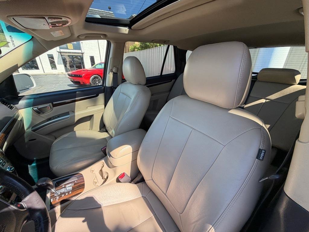 Used 2012 Hyundai Santa Fe Limited FWD image 29
