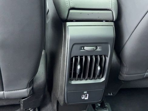 New 2024 Alfa Romeo Tonale Ti image 28