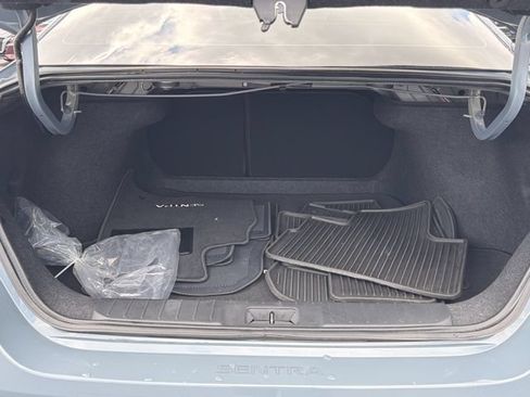 Used 2025 Nissan Sentra SV FWD image 32