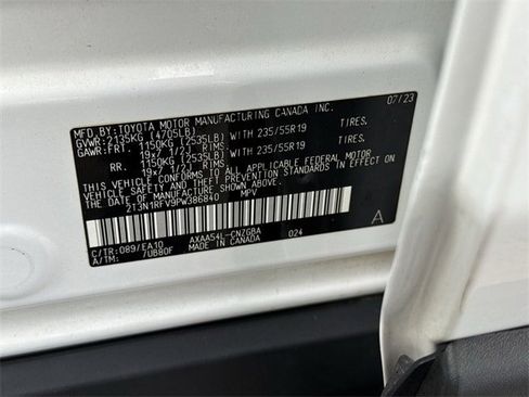 Used 2023 Toyota RAV4 Limited image 37