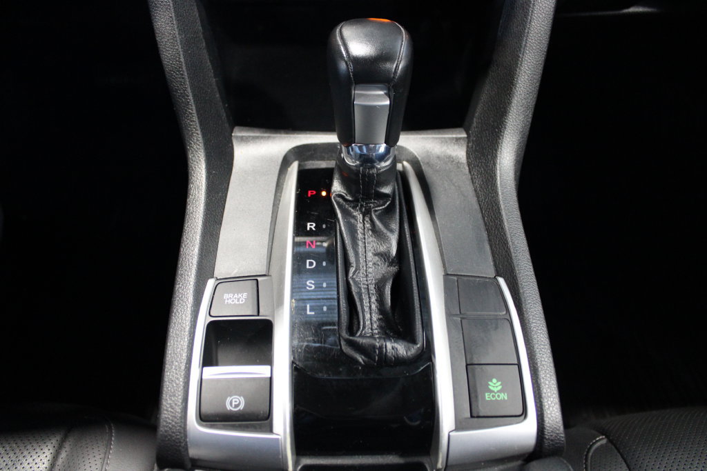Used 2017 Honda Civic Touring image 16
