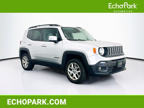 Used 2015 Jeep Renegade Latitude w/ Popular Equipment Group AWD/4WD image 1