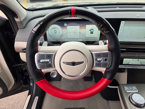 Used 2023 Genesis GV60 Advanced image 50