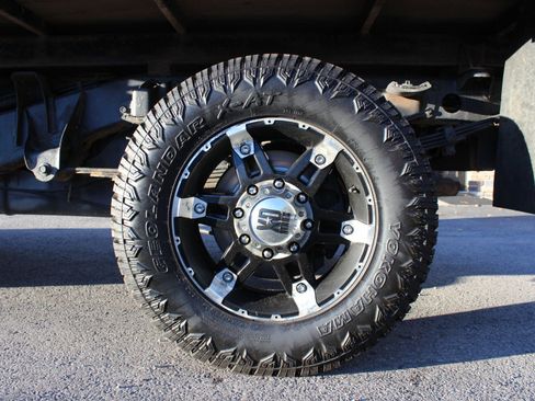 Used 2015 Chevrolet Silverado 3500 W/T w/ Snow Plow Prep Package image 30