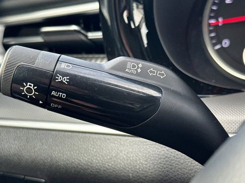 Used 2022 Kia K5 LX FWD image 35