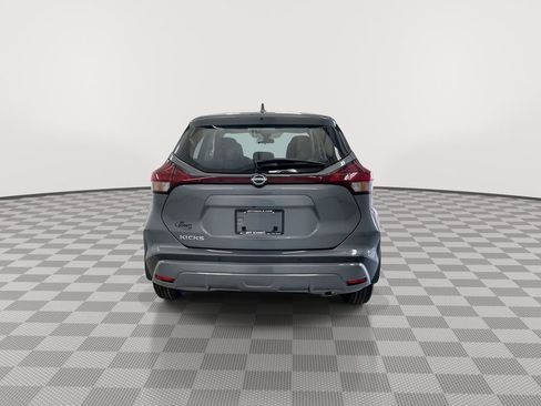 Certified 2025 Nissan Kicks Play S image 10