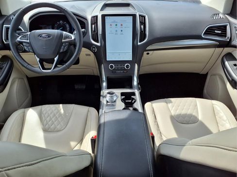 Used 2024 Ford Edge Titanium AWD/4WD image 11