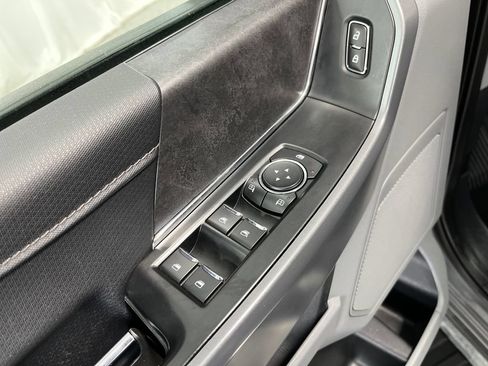 Used 2024 Ford F150 XLT AWD/4WD image 12