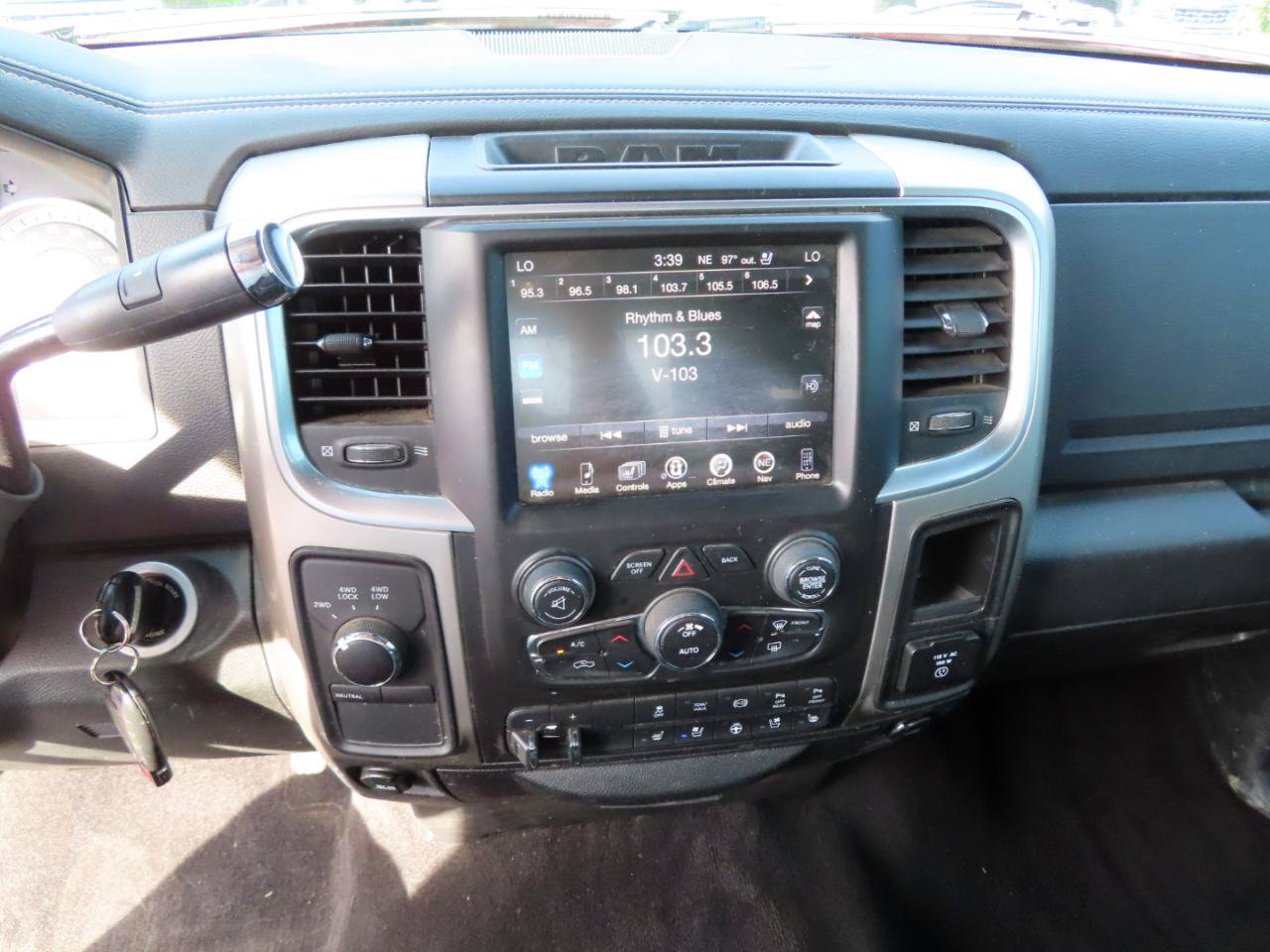 Used 2017 RAM 2500 Big Horn w/ Night Special Edition AWD/4WD image 31