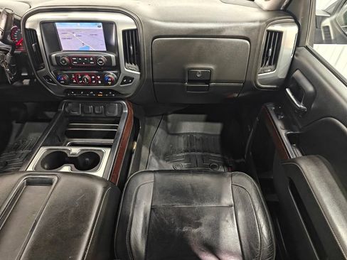 Used 2014 GMC Sierra 1500 SLT w/ SLT Crew Cab Value Package AWD/4WD image 29