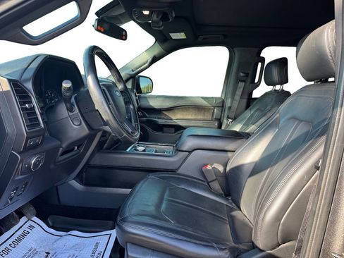 Used 2018 Ford Expedition Limited w/ Equipment Group 301A image 11