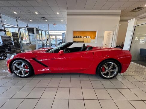 Used 2014 Chevrolet Corvette Base w/ 3LT Preferred Equipment Group image 5