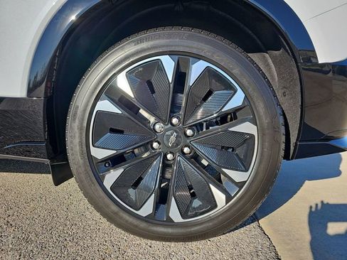 New 2026 Chevrolet Blazer EV RS FWD image 33