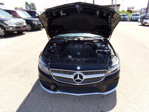 Used 2015 Mercedes-Benz CLS 400 image 32