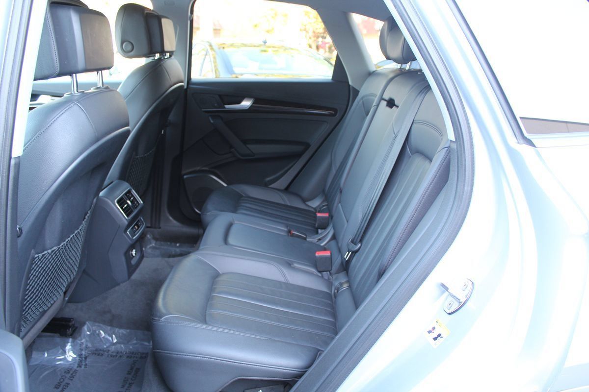 Used 2018 Audi Q5 2.0T Premium AWD/4WD image 25