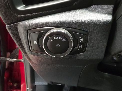 Used 2018 Ford EcoSport SE FWD image 19
