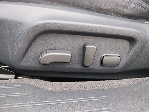 Used 2018 Subaru Outback 2.5i Limited image 25