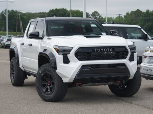 Used 2026 Toyota Tacoma TRD Pro w/ Tow Tech Package AWD/4WD image 7