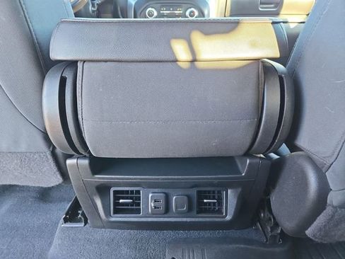 Used 2020 GMC Sierra 1500 Elevation image 31