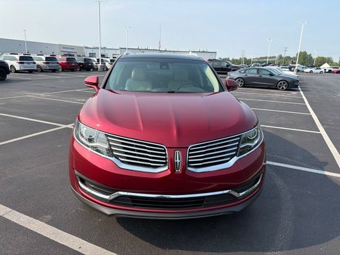 Used 2018 Lincoln MKX Reserve w/ Driver Assistance Package AWD/4WD image 10